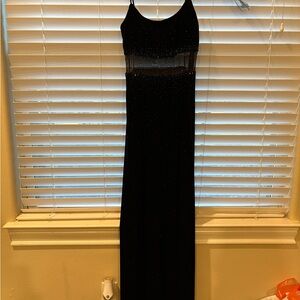 Betsy & Adam Black Maxi Dress